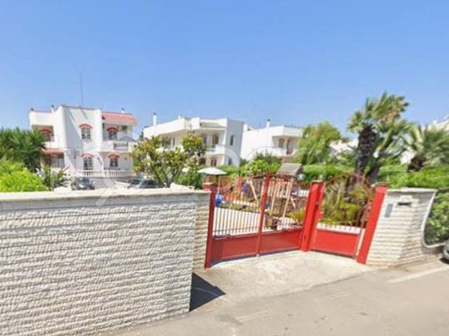 Villa Indipendente in vendita a Municipio 5, Puglia