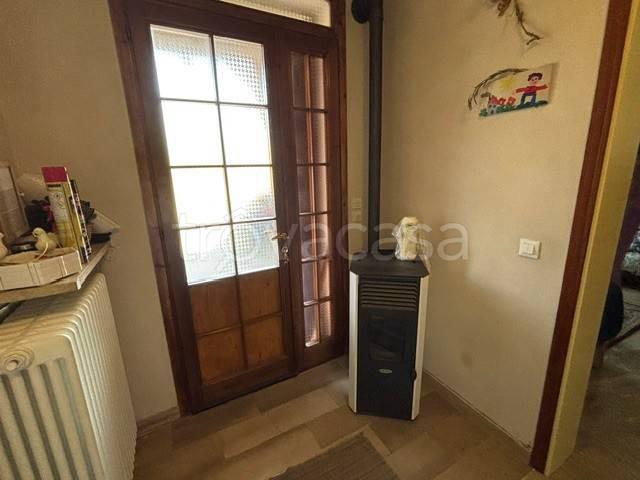 Villa Indipendente in vendita a Appennino Reggiano, Re