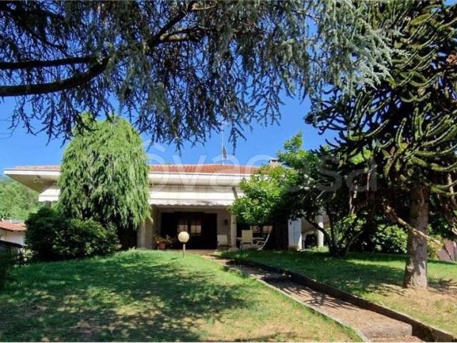 Villa Indipendente in vendita a Santa Cristina, Piemonte