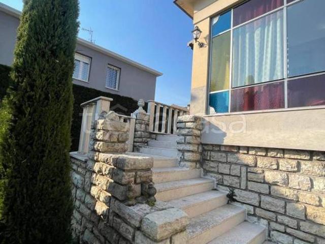 Villa Indipendente in vendita a Zona Est, Brescia