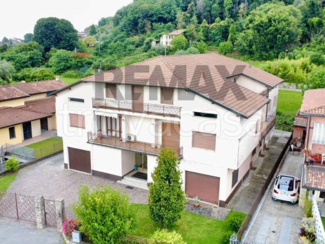 Villa Indipendente in vendita a Calepio, Castelli Calepio
