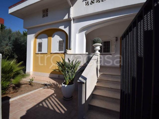 Villa Indipendente in vendita a Puglia, Italia