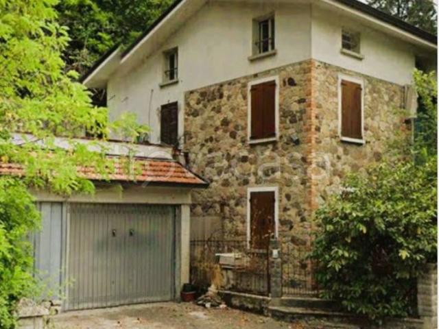 Villa Indipendente in vendita a Val d’Enza, Re
