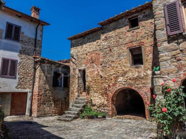 Villa Indipendente in vendita a Bucine, Toscana