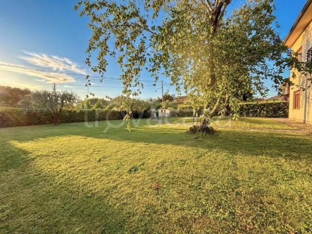 Villa Indipendente in vendita a Capannori, Toscana