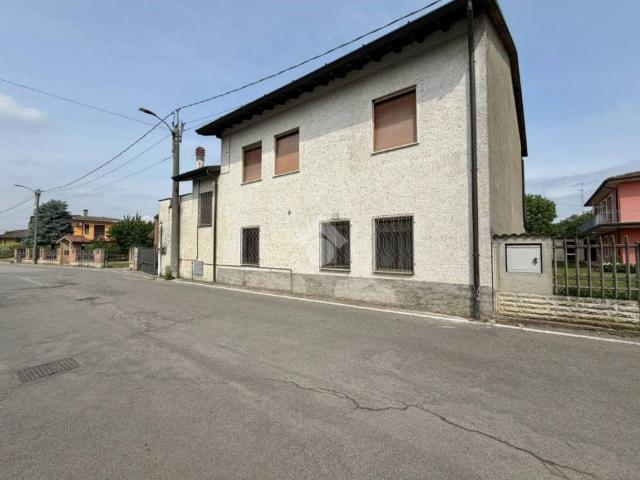 Villa Indipendente in vendita a Capralba, Lombardia