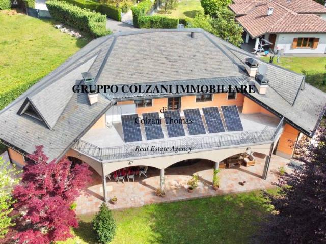Villa Indipendente in vendita a Carimate, Lombardia