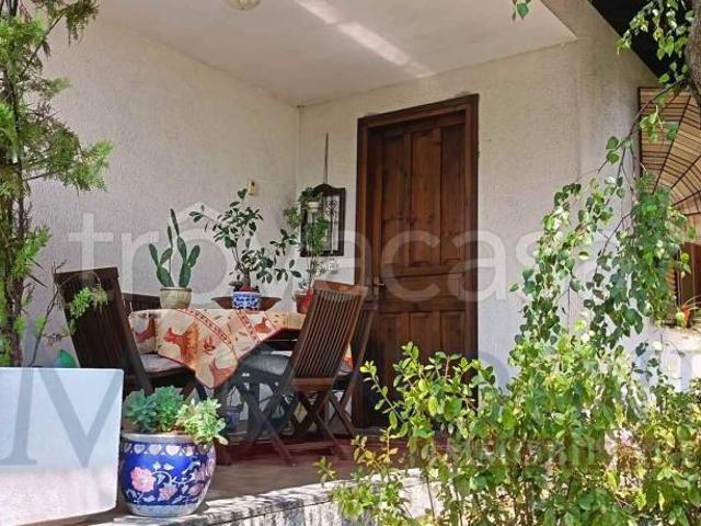 Villa Indipendente in vendita a Carnago, Lombardia