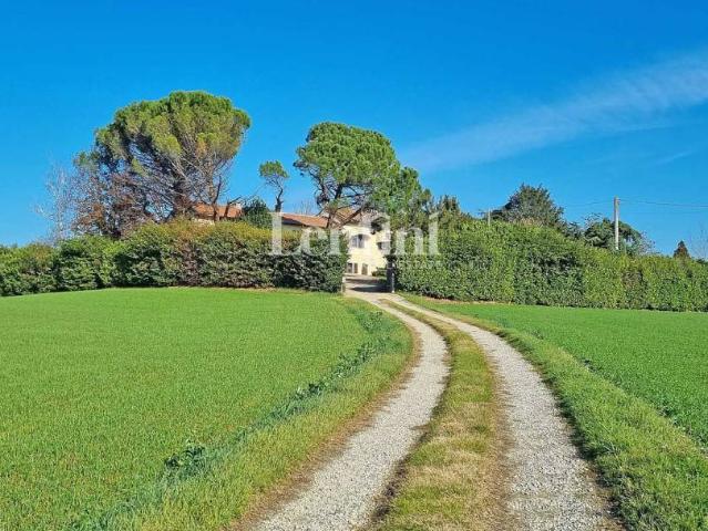 Villa Indipendente in vendita a Piemonte, Alessandria