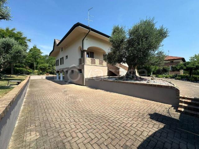 Villa Indipendente in vendita a Tresinaro - Secchia, Re