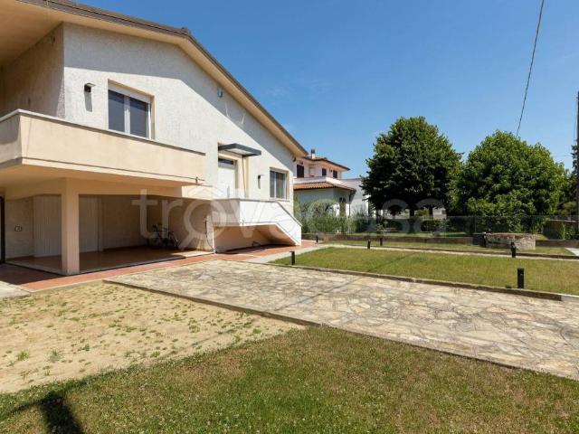 Villa Indipendente in vendita a Cascina, Toscana