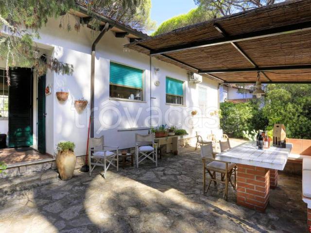 Villa Indipendente in vendita a Marina di Castagneto Carducci, Castagneto Carducci