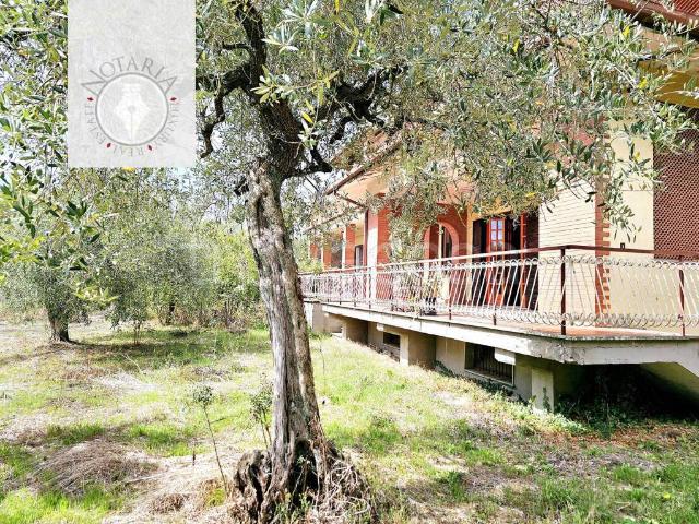 Villa Indipendente in vendita a Castel Sant'elia, Lazio