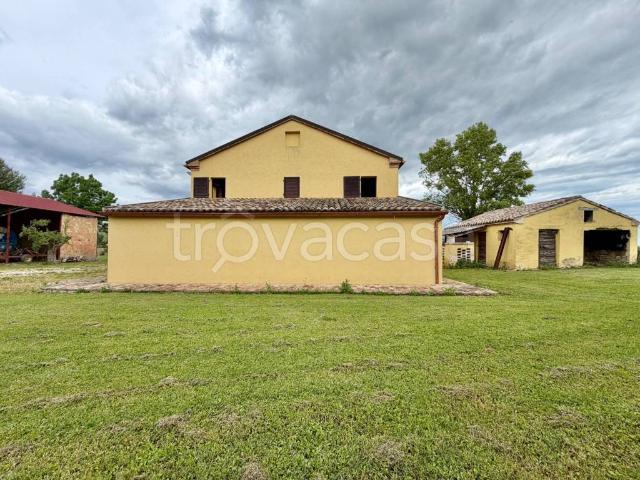 Villa Indipendente in vendita a Contrada Castelnuovo, Marche