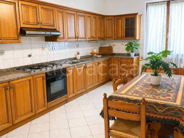 Villa Indipendente in vendita a Imperia, Liguria