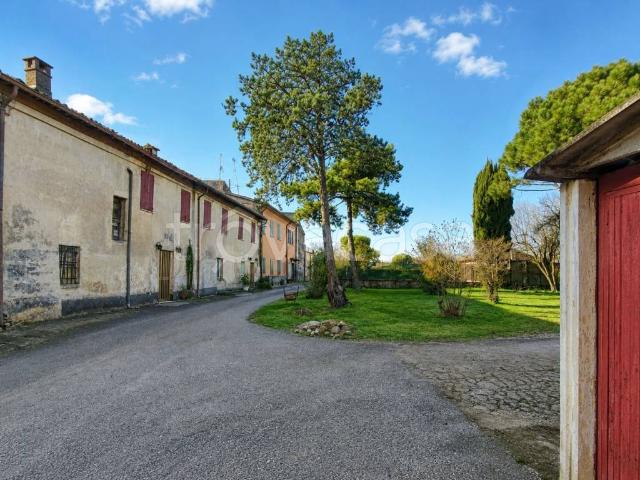 Villa Indipendente in vendita a Cavriana, Lombardia