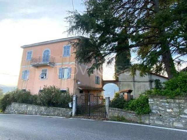 Villa Indipendente in vendita a Villa, Bolano