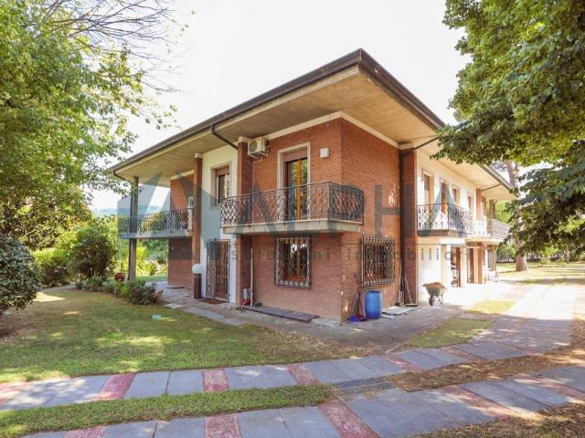 Villa Indipendente in vendita a Unione dei comuni Valle del Savio, Cesenà