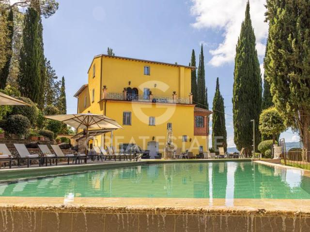 Villa Indipendente in vendita a Chiusi Città, Toscana