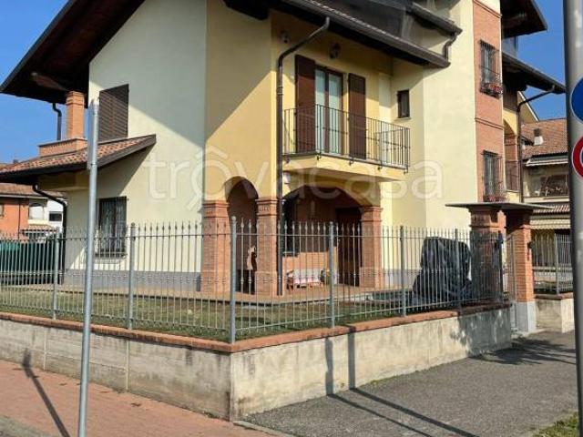 Villa Indipendente in vendita a Località Battitore, Ciriè