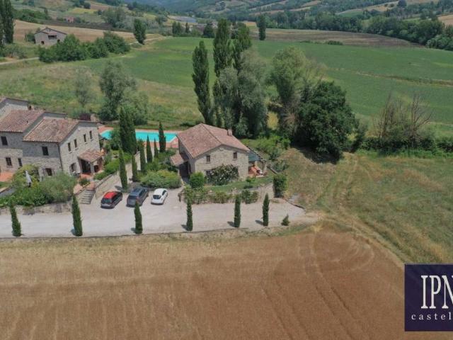 Villa Indipendente in vendita a San Leo Bastia, Umbria