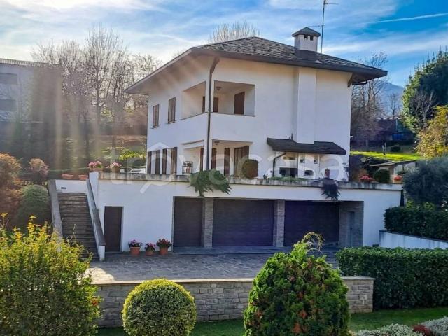 Villa Indipendente in vendita a Sagnino, Como