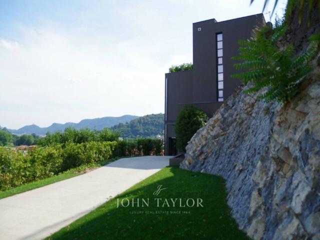 Villa Indipendente in vendita a Vico, Como