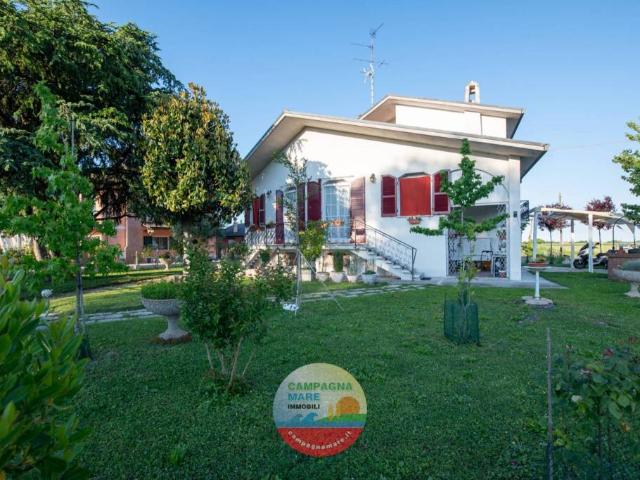 Villa Indipendente in vendita a Ostellato, Reggio Emilia