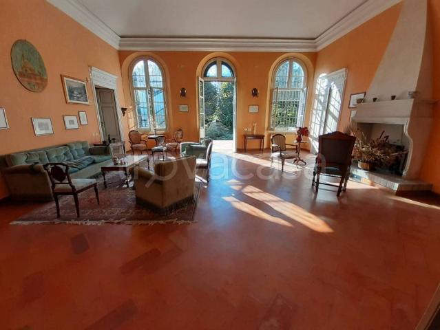 Villa Indipendente in vendita a Pianura Reggiana, Re
