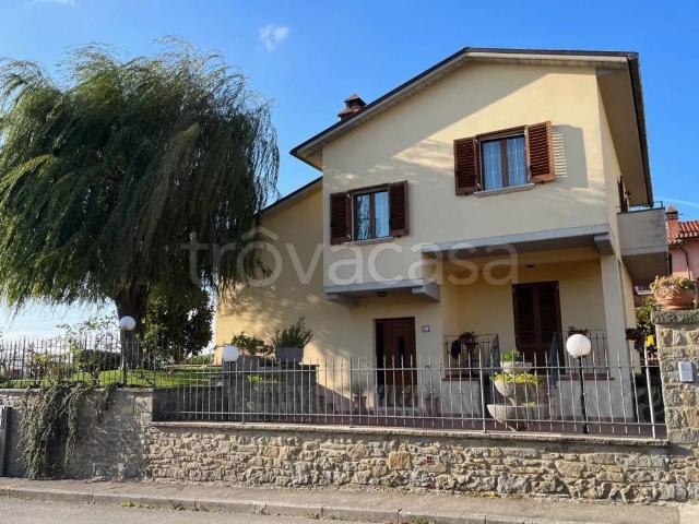 Villa Indipendente in vendita a Cortona, Toscana