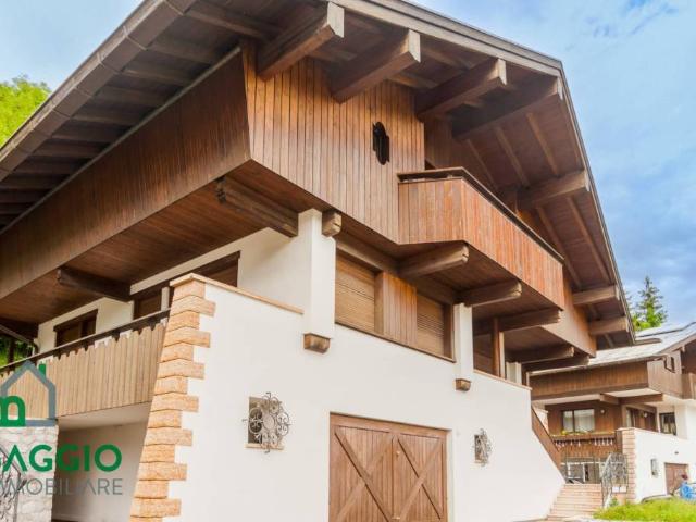 Villa Indipendente in vendita a Domegge Di Cadore, Veneto