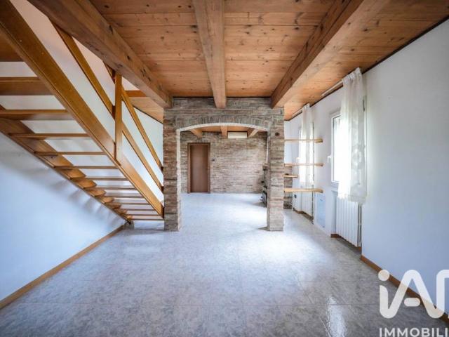 Villa Indipendente in vendita a Ferrara, Reggio Emilia
