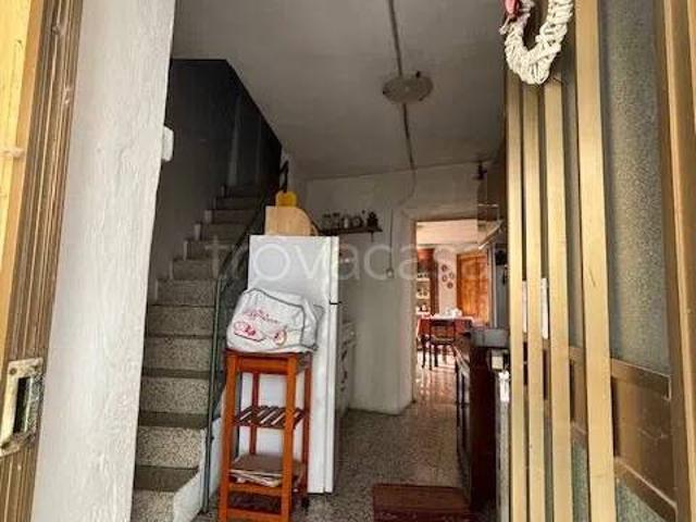 Villa Indipendente in vendita a Ferriere, Piacenza