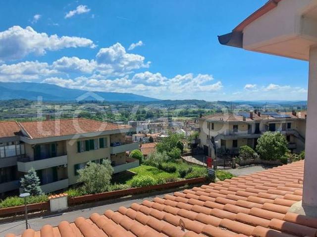 Villa Indipendente in vendita a Figline e Incisa Valdarno, Incisa Val D'arno
