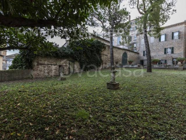 Villa Indipendente in vendita a Filottrano, Ancona