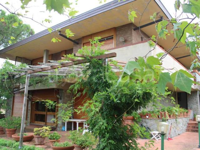 Villa Indipendente in vendita a Quartiere 2, Firenze
