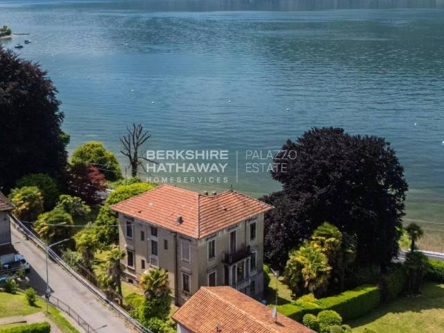 Villa Indipendente in vendita a Comunità Montana Valli del Verbano, Germignaga