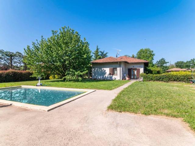 Villa Indipendente in vendita a Gornate Olona, Lombardia