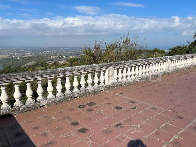 Villa Indipendente in vendita a Gradara, Pesaro e Urbino