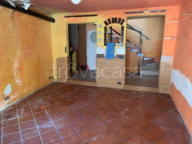 Villa Indipendente in vendita a Grone, Lombardia