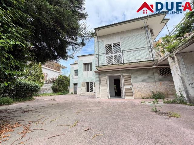 Villa Indipendente in vendita a Zona Maddalena, Grumo Nevano