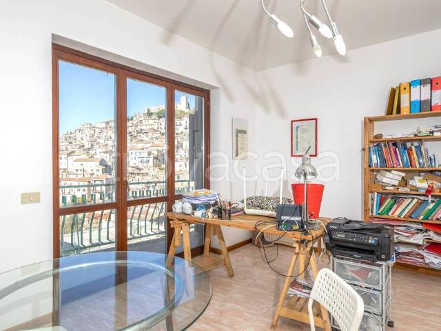 Villa Indipendente in vendita a Guidonia Montecelio, Roma Capitale