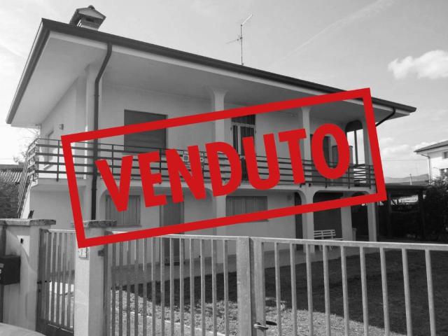 Villa Indipendente in vendita a Istrago, Spilimbergo