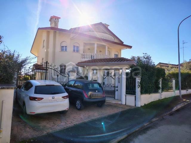 Villa Indipendente in vendita a Santo Spirito, Lanciano