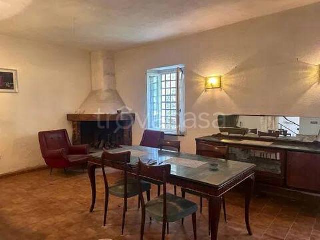 Villa Indipendente in vendita a Terrarossa, Licciana Nardi