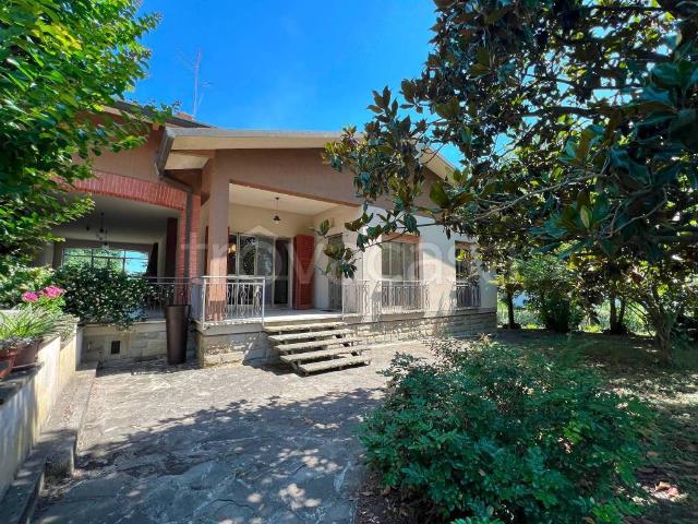 Villa Indipendente in vendita a Unione dei comuni della Bassa Romagna, Alfonsine
