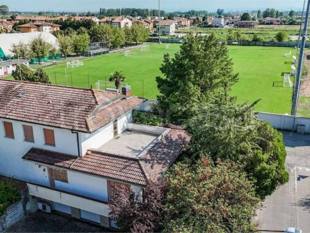 Villa Indipendente in vendita a Unione Terre di Pianura, Malalbergo