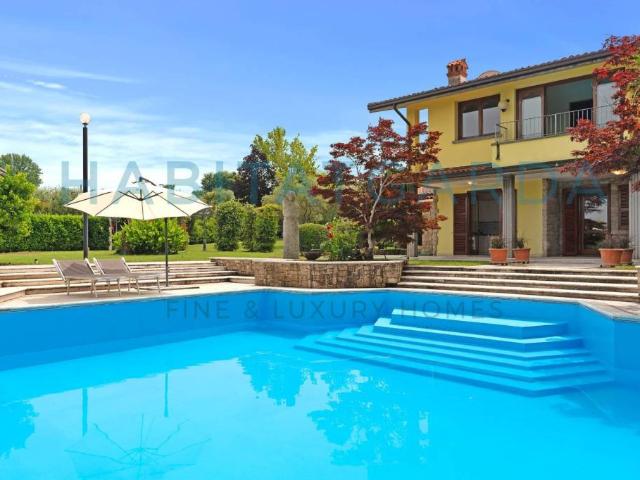 Villa Indipendente in vendita a Borgo Felice, Manerba Del Garda