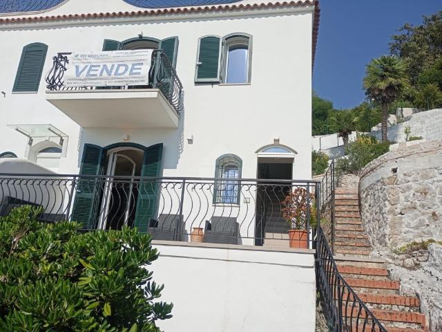 Villa Indipendente in vendita a Monte d'Argento, Minturno