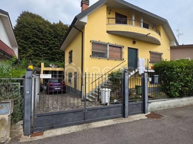Villa Indipendente in vendita a Cascina Saresano, Mediglia